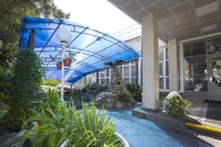 Kurortnaya Poliklinika im. N.I. Pirogova s Pansionatom s Lecheniem Iskra Health Resort