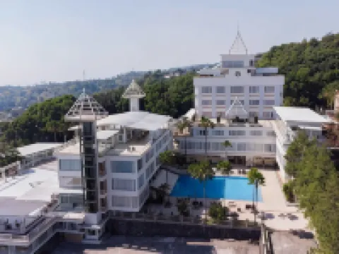Royal Senyiur Hotel Hotels in Prigen