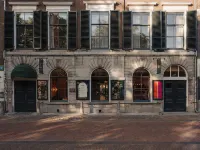 Conscious Hotel Oudegracht Hotels near Zuid