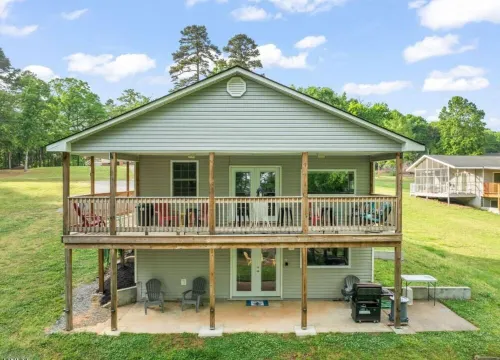 Dockside Dreamz #2 w/beach and dock - Close to Clarksville and Bluestone launch