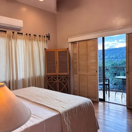 Sophia Suites Residence Hotel