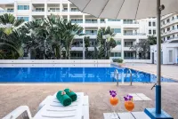 Somerset Vientiane - Rooftop Pools