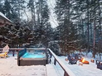 Kaaterskill Retreat~Hot Tub~Fire Pit~Hiking~BBQ Hotels in Hunter