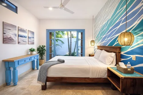 Spacious 2Br w/ Pool •  Walk to Beach & Town • Quiet Area - Villas
