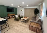 Carters Creek Cottage just minutes away from Franklin, Leipers Fork, South Hall.