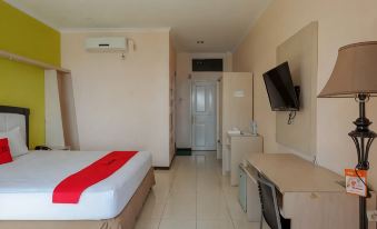 RedDoorz Plus Syariah @ Hotel Boulevard Luwuk