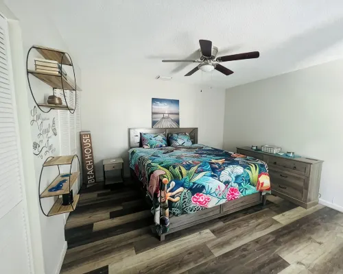 Beautiful 2/2 townhome across from world class Lake Okeechobee Bass fishing ! Hotels in Okeechobee County