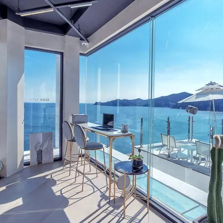 Le Grand Bleu Resort