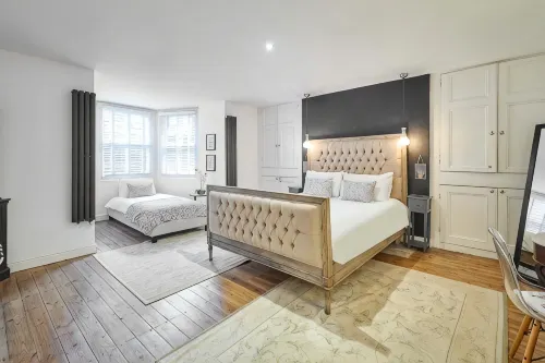 Host & Stay | The Courtyard Retreat - Homestays
