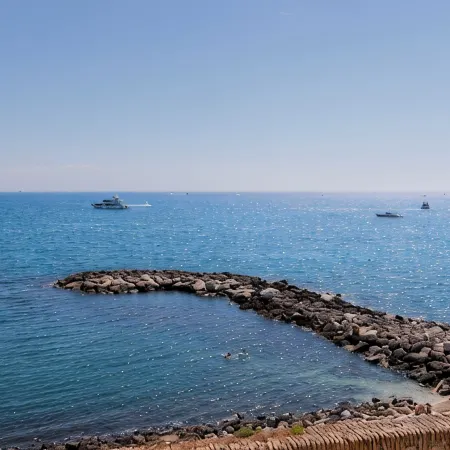 Charming studio - 2P - Sea view - Antibes.