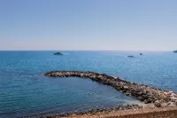 Charming studio - 2P - Sea view - Antibes.