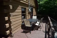 3-bedroom cabin at Norris Lake, Sleeps 8 WiFi Lake access Covered boatslip - 4 tähden