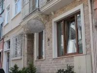 Bucoleon by Cheers - Hostels