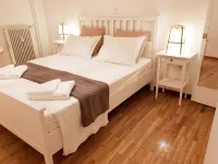 Marina Zea Cosy Apartment - Bãi đậu xe