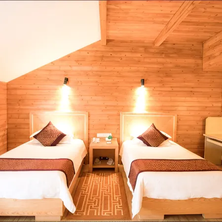 Sanqingshan Jinshawan Holiday Inn (East Jinsha Cableway)