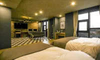 Gimhae Brown Dot Hotel Waterpark