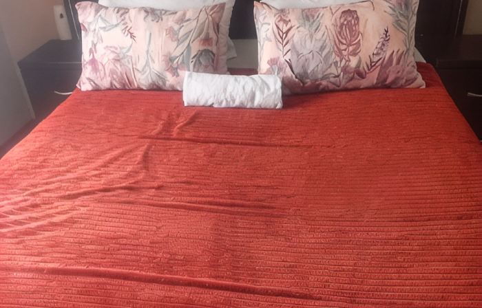 0787391431 Golden Gate Guest House In Mafikeng