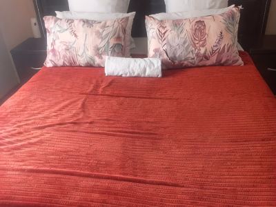 0787391431 Golden Gate Guest House In Mafikeng