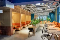 The Social Hub Glasgow - breakfast