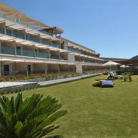 Bellazure Hotel