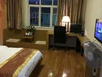 洱源九台源通飯店 - 2 星級
