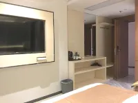 Boman Hotel (Guigang High-speed Railway Station & Wanda Plaza Branch)