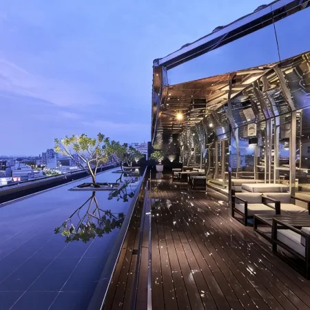 Orient Luxury Hotel Отели рядом с достопримечательностью «Плотина Лампонд»