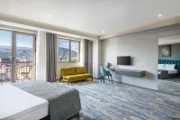 Hotel Address 9D - Scenic