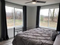 Private country suite on pond located In Amish country. Only 5 min from Norwich - 3-Star