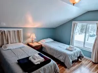Cozy Home near Burlington - Homestays