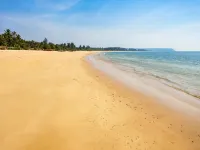 Majestic Beach Comforts Hotels in Varca