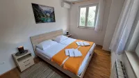 Villa Gudelj, 30m from the beach, air-conditioned, kayaks, bicycles, heated pool - Spor Salonu
