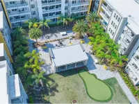 Luxe Poolside Condo, King Bed, Near Mayo Clinic, St Johns Town Center & Beaches - Condos