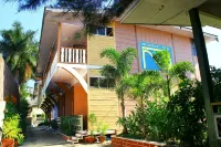 Nanda Wunn Hotel - Hostel Hotels in 