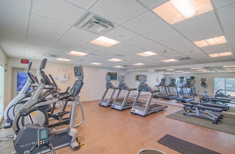 Holiday Inn Express & Suites Mobile - University Area by IHG photo 5
