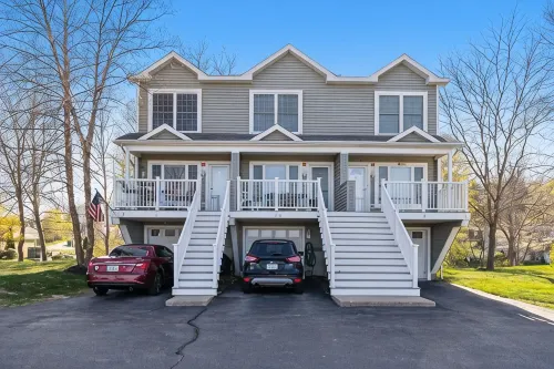 Come for the View-Stay for the Fun-Lake Winnipesaukee - Late Check-out Sundays - 2 étoiles