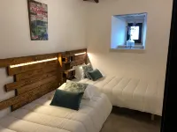 Private pool, Family-friendly, Pet-friendly