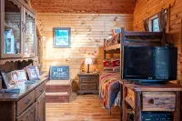 Secluded Cabin Outside of Nashville - the Lodge at Oak Haven Farm - 3-Star