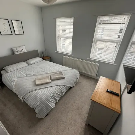 Cosy, 2 Bedroom Cottage in Guisborough Town Centre
