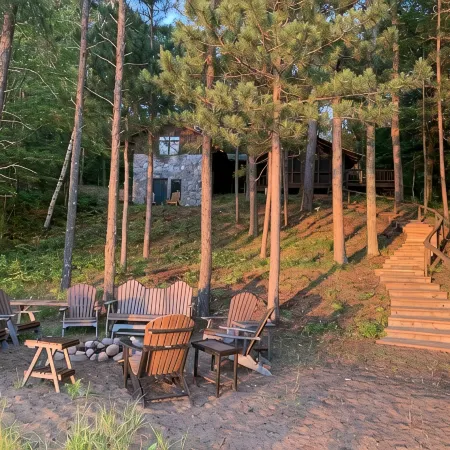 Rustic Lakefront Log Cabin Retreat w/Pontoon included Memorial to Labor Day