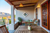 Karoo View Cottages - Mountain view