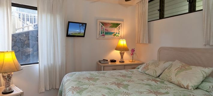 Great Deals at the Kona Reef! Footsteps from Old Kona Town. See our Video Tour. Hotels in Holualoa
