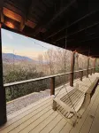 Spectacular Views! Hot Tub, Hiking, Waterfalls, Fishing