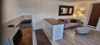 Laighdykes Guest Cottage - Charming Coastal Getaway - Хоумстей