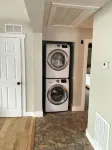 Cozy cottage home 2 bedroom 1 bath