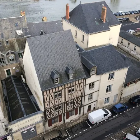 Charming studio in the heart of Amboise with gorgeous views of the Château!