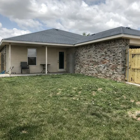 McKinley House - Garage, Gym and Fenced Back Yard