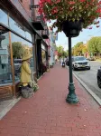 The Peach Door Annex for 2 - Safe, Quiet, Walkable in Youngstown, NY