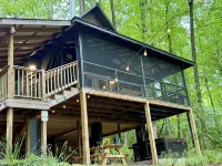 A Holler from Helen Cabin ~ Just 5 Miles to Downtown Helen! Voted #1 by Dogs! - Hytter