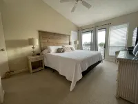Dream on & 300 Ocean Mile #J2 Beach & Bay Views Walk to #1 Beach in US